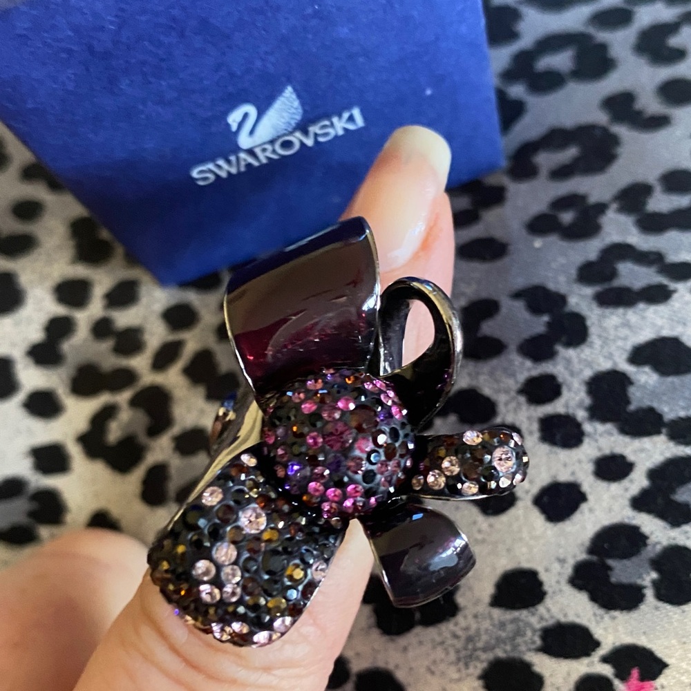 Swarovski Stamped Large Dark Purple Pink Crystal Sparkling Bow Ring